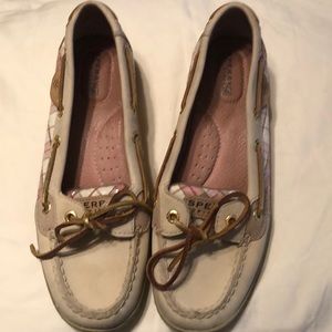 Sperry boat shoes